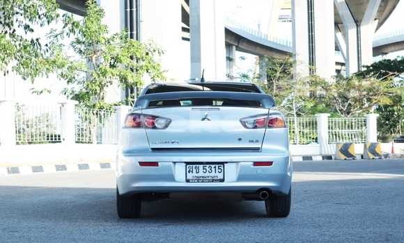 Buy Used Mitsubishi Lancer Silver Car in Bangkok in Bangkok Buy Used Mitsubishi Lancer Silver Car in Bangkok in Bangkok