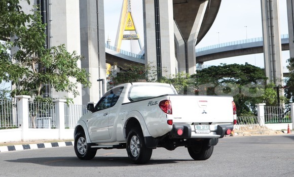 Buy Used Mitsubishi Triton White Car in Bangkok in Bangkok Buy Used Mitsubishi Triton White Car in Bangkok in Bangkok
