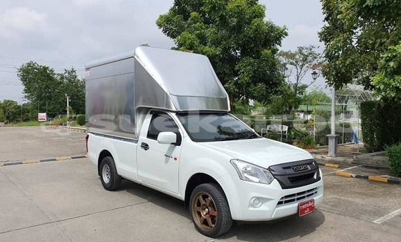ซื้อ รถมือสอง Isuzu D-Max ขาว รถยนต์ ใน %{เมือง} ใน กรุงเทพมหานคร ซื้อ รถมือสอง Isuzu D-Max ขาว รถยนต์ ใน %{เมือง} ใน กรุงเทพมหานคร
