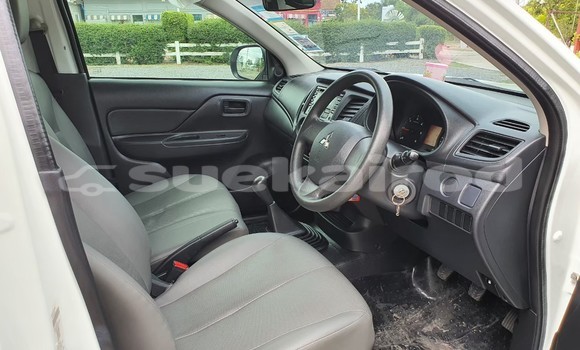 ซื้อ รถมือสอง Mitsubishi Triton ขาว รถยนต์ ใน %{เมือง} ใน กรุงเทพมหานคร ซื้อ รถมือสอง Mitsubishi Triton ขาว รถยนต์ ใน %{เมือง} ใน กรุงเทพมหานคร