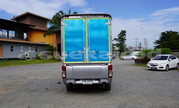 ซื้อ รถมือสอง Isuzu D-Max เงิน รถยนต์ ใน %{เมือง} ใน กรุงเทพมหานคร ซื้อ รถมือสอง Isuzu D-Max เงิน รถยนต์ ใน %{เมือง} ใน กรุงเทพมหานคร