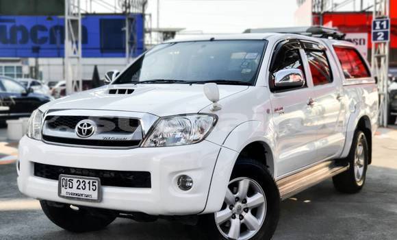 ซื้อ รถมือสอง Toyota Hiluxe VIGO ขาว รถยนต์ ใน %{เมือง} ใน กรุงเทพมหานคร
