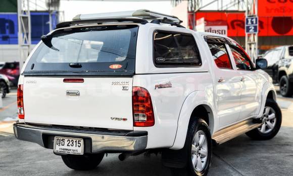 ซื้อ รถมือสอง Toyota Hiluxe VIGO ขาว รถยนต์ ใน %{เมือง} ใน กรุงเทพมหานคร ซื้อ รถมือสอง Toyota Hiluxe VIGO ขาว รถยนต์ ใน %{เมือง} ใน กรุงเทพมหานคร