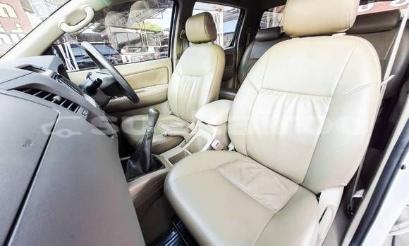 ซื้อ รถมือสอง Toyota Hiluxe VIGO ขาว รถยนต์ ใน %{เมือง} ใน กรุงเทพมหานคร ซื้อ รถมือสอง Toyota Hiluxe VIGO ขาว รถยนต์ ใน %{เมือง} ใน กรุงเทพมหานคร