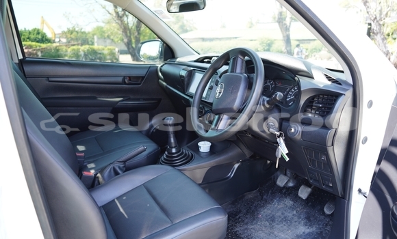 ซื้อ รถมือสอง Toyota Hiluxe Revo ขาว รถยนต์ ใน %{เมือง} ใน กรุงเทพมหานคร ซื้อ รถมือสอง Toyota Hiluxe Revo ขาว รถยนต์ ใน %{เมือง} ใน กรุงเทพมหานคร