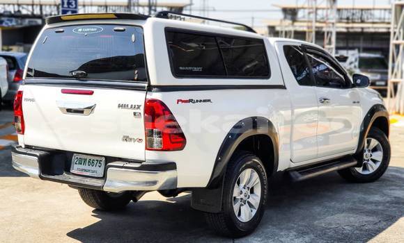 Buy Used Toyota Hiluxe Revo White Car in Bangkok in Bangkok Buy Used Toyota Hiluxe Revo White Car in Bangkok in Bangkok