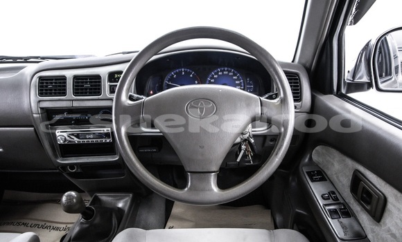 Buy Used Toyota Hilux Brown Car in Bangkok in Bangkok Buy Used Toyota Hilux Brown Car in Bangkok in Bangkok