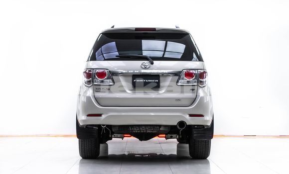 ซื้อ รถมือสอง Toyota Fortuner สีน้ำตาล รถยนต์ ใน %{เมือง} ใน กรุงเทพมหานคร ซื้อ รถมือสอง Toyota Fortuner สีน้ำตาล รถยนต์ ใน %{เมือง} ใน กรุงเทพมหานคร