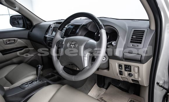 ซื้อ รถมือสอง Toyota Fortuner สีน้ำตาล รถยนต์ ใน %{เมือง} ใน กรุงเทพมหานคร ซื้อ รถมือสอง Toyota Fortuner สีน้ำตาล รถยนต์ ใน %{เมือง} ใน กรุงเทพมหานคร