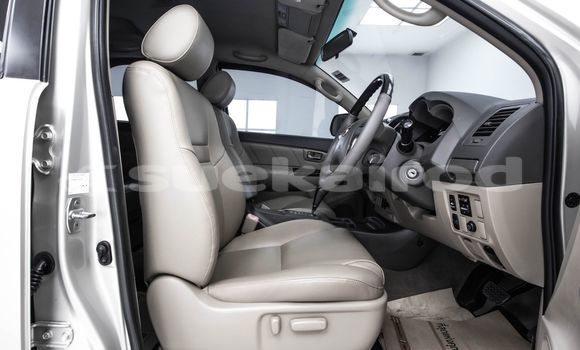 ซื้อ รถมือสอง Toyota Fortuner สีน้ำตาล รถยนต์ ใน %{เมือง} ใน กรุงเทพมหานคร ซื้อ รถมือสอง Toyota Fortuner สีน้ำตาล รถยนต์ ใน %{เมือง} ใน กรุงเทพมหานคร