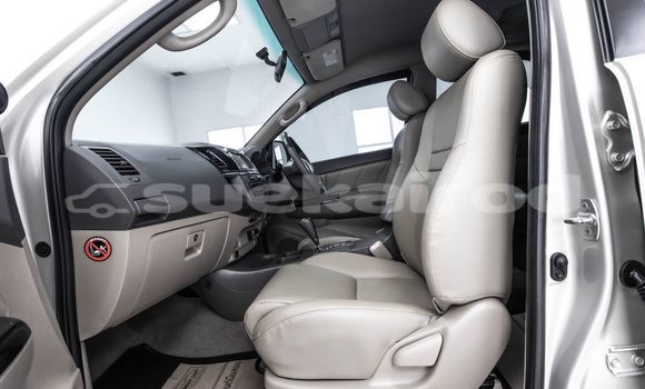 ซื้อ รถมือสอง Toyota Fortuner สีน้ำตาล รถยนต์ ใน %{เมือง} ใน กรุงเทพมหานคร ซื้อ รถมือสอง Toyota Fortuner สีน้ำตาล รถยนต์ ใน %{เมือง} ใน กรุงเทพมหานคร