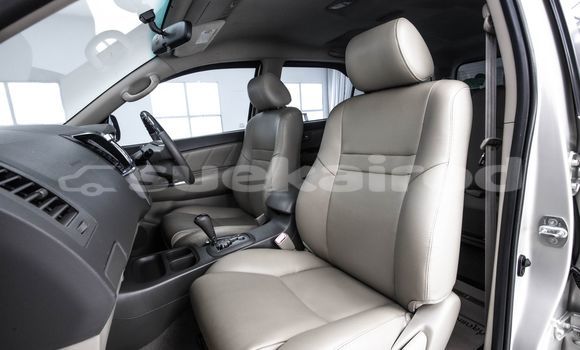 ซื้อ รถมือสอง Toyota Fortuner สีน้ำตาล รถยนต์ ใน %{เมือง} ใน กรุงเทพมหานคร ซื้อ รถมือสอง Toyota Fortuner สีน้ำตาล รถยนต์ ใน %{เมือง} ใน กรุงเทพมหานคร