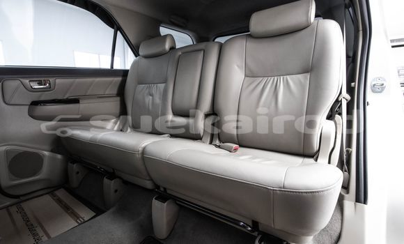 ซื้อ รถมือสอง Toyota Fortuner สีน้ำตาล รถยนต์ ใน %{เมือง} ใน กรุงเทพมหานคร ซื้อ รถมือสอง Toyota Fortuner สีน้ำตาล รถยนต์ ใน %{เมือง} ใน กรุงเทพมหานคร