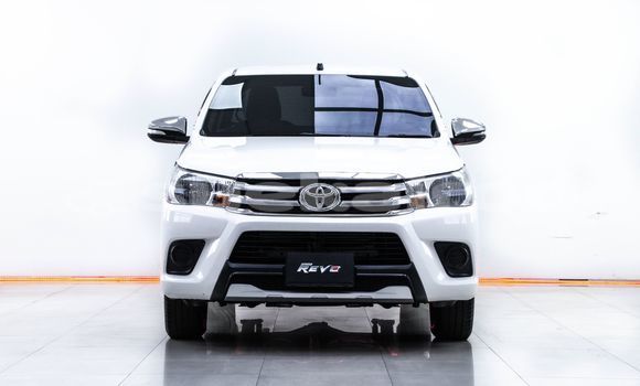 Buy Used Toyota Hiluxe Revo White Car in Bangkok in Bangkok Buy Used Toyota Hiluxe Revo White Car in Bangkok in Bangkok