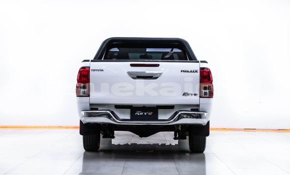 Buy Used Toyota Hiluxe Revo White Car in Bangkok in Bangkok Buy Used Toyota Hiluxe Revo White Car in Bangkok in Bangkok