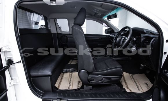 Buy Used Toyota Hiluxe Revo White Car in Bangkok in Bangkok Buy Used Toyota Hiluxe Revo White Car in Bangkok in Bangkok