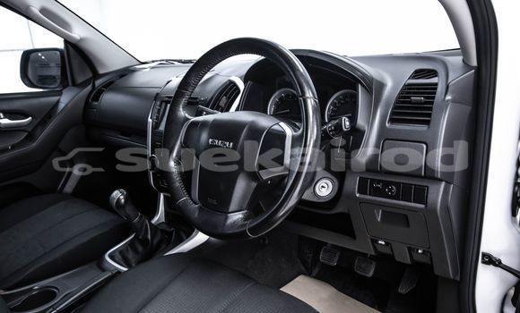 Buy Used Isuzu D-Max White Car in Bangkok in Bangkok Buy Used Isuzu D-Max White Car in Bangkok in Bangkok