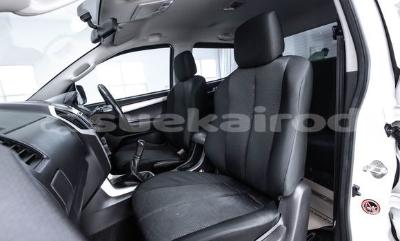 Buy Used Isuzu D-Max White Car in Bangkok in Bangkok Buy Used Isuzu D-Max White Car in Bangkok in Bangkok