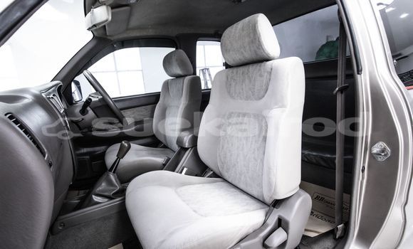 ซื้อ รถมือสอง Toyota Hilux สีน้ำตาล รถยนต์ ใน %{เมือง} ใน กรุงเทพมหานคร ซื้อ รถมือสอง Toyota Hilux สีน้ำตาล รถยนต์ ใน %{เมือง} ใน กรุงเทพมหานคร