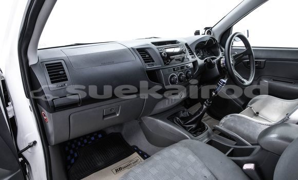 ซื้อ รถมือสอง Toyota Hiluxe VIGO ขาว รถยนต์ ใน %{เมือง} ใน กรุงเทพมหานคร ซื้อ รถมือสอง Toyota Hiluxe VIGO ขาว รถยนต์ ใน %{เมือง} ใน กรุงเทพมหานคร