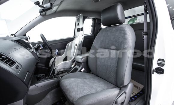 ซื้อ รถมือสอง Toyota Hiluxe VIGO ขาว รถยนต์ ใน %{เมือง} ใน กรุงเทพมหานคร ซื้อ รถมือสอง Toyota Hiluxe VIGO ขาว รถยนต์ ใน %{เมือง} ใน กรุงเทพมหานคร