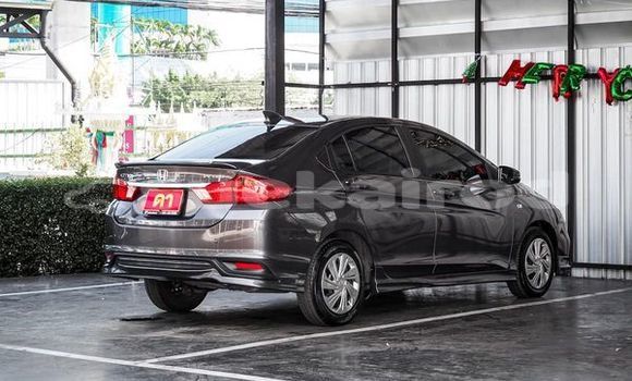 ซื้อ รถมือสอง Honda City สีดำ รถยนต์ ใน %{เมือง} ใน กรุงเทพมหานคร ซื้อ รถมือสอง Honda City สีดำ รถยนต์ ใน %{เมือง} ใน กรุงเทพมหานคร