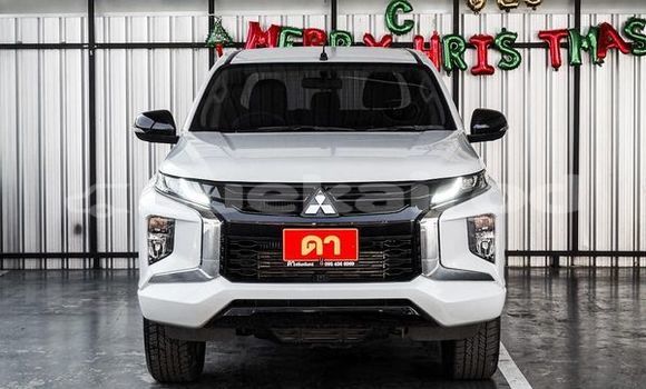 Buy Used Mitsubishi Triton White Car in Bangkok in Bangkok Buy Used Mitsubishi Triton White Car in Bangkok in Bangkok