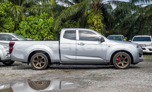 Buy Used Isuzu D-Max Silver Car in Bangkok in Bangkok Buy Used Isuzu D-Max Silver Car in Bangkok in Bangkok