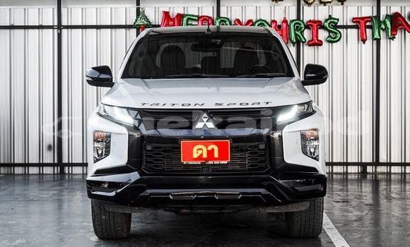 ซื้อ รถมือสอง Mitsubishi Triton ขาว รถยนต์ ใน %{เมือง} ใน กรุงเทพมหานคร ซื้อ รถมือสอง Mitsubishi Triton ขาว รถยนต์ ใน %{เมือง} ใน กรุงเทพมหานคร