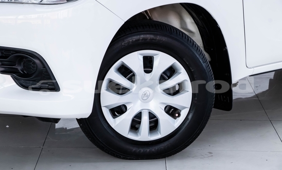 Buy Used Toyota Hiluxe Revo White Car in Bangkok in Bangkok Buy Used Toyota Hiluxe Revo White Car in Bangkok in Bangkok