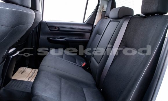 Buy Used Toyota Hiluxe Revo White Car in Bangkok in Bangkok Buy Used Toyota Hiluxe Revo White Car in Bangkok in Bangkok