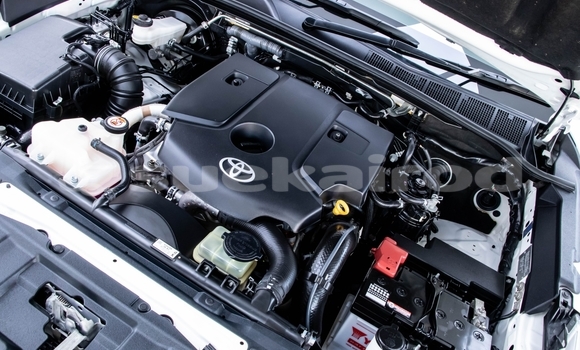 Buy Used Toyota Hiluxe Revo White Car in Bangkok in Bangkok Buy Used Toyota Hiluxe Revo White Car in Bangkok in Bangkok