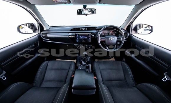 Buy Used Toyota Hiluxe Revo White Car in Bangkok in Bangkok Buy Used Toyota Hiluxe Revo White Car in Bangkok in Bangkok