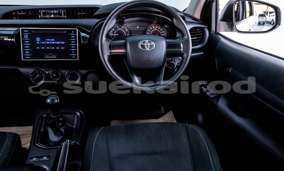 Buy Used Toyota Hiluxe Revo White Car in Bangkok in Bangkok Buy Used Toyota Hiluxe Revo White Car in Bangkok in Bangkok