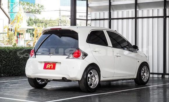 ซื้อ รถมือสอง Honda Brio ขาว รถยนต์ ใน %{เมือง} ใน กรุงเทพมหานคร ซื้อ รถมือสอง Honda Brio ขาว รถยนต์ ใน %{เมือง} ใน กรุงเทพมหานคร
