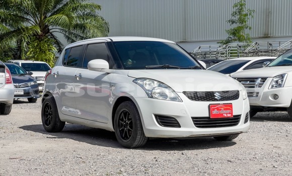 ซื้อ รถมือสอง Suzuki Swift ขาว รถยนต์ ใน %{เมือง} ใน กรุงเทพมหานคร ซื้อ รถมือสอง Suzuki Swift ขาว รถยนต์ ใน %{เมือง} ใน กรุงเทพมหานคร
