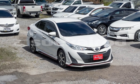 Buy Used Toyota Yaris Ativ White Car in Bangkok in Bangkok Buy Used Toyota Yaris Ativ White Car in Bangkok in Bangkok