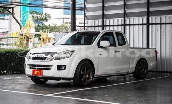 ซื้อ รถมือสอง Isuzu D-Max ขาว รถยนต์ ใน %{เมือง} ใน กรุงเทพมหานคร ซื้อ รถมือสอง Isuzu D-Max ขาว รถยนต์ ใน %{เมือง} ใน กรุงเทพมหานคร