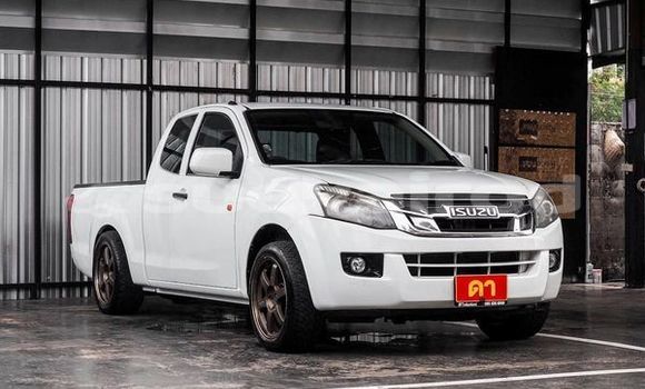 Buy Used Isuzu D-Max White Car in Bangkok in Bangkok Buy Used Isuzu D-Max White Car in Bangkok in Bangkok