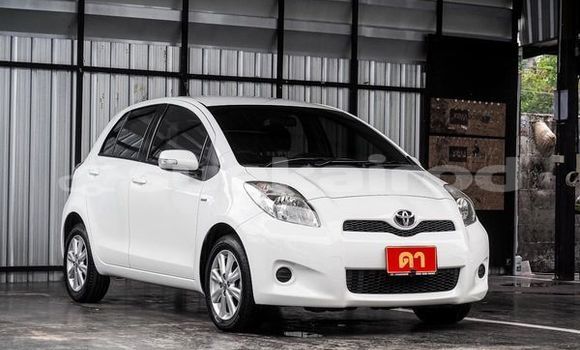 ซื้อ รถมือสอง Toyota Yaris ขาว รถยนต์ ใน %{เมือง} ใน กรุงเทพมหานคร ซื้อ รถมือสอง Toyota Yaris ขาว รถยนต์ ใน %{เมือง} ใน กรุงเทพมหานคร