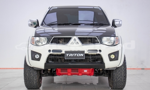 Buy Used Mitsubishi Triton White Car in Bangkok in Bangkok Buy Used Mitsubishi Triton White Car in Bangkok in Bangkok