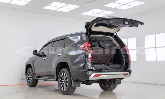 Buy Used Mitsubishi Pajero Black Car in Bangkok in Bangkok Buy Used Mitsubishi Pajero Black Car in Bangkok in Bangkok