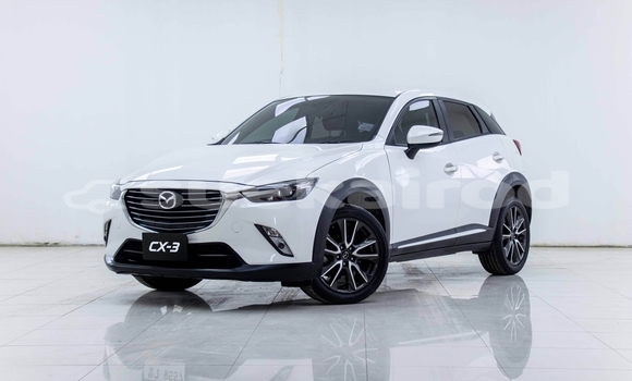 ซื้อ รถมือสอง Mazda CX-3 ขาว รถยนต์ ใน %{เมือง} ใน กรุงเทพมหานคร
