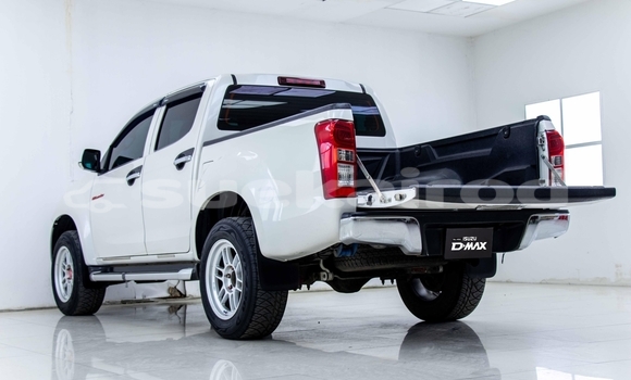 ซื้อ รถมือสอง Isuzu D-Max ขาว รถยนต์ ใน %{เมือง} ใน กรุงเทพมหานคร ซื้อ รถมือสอง Isuzu D-Max ขาว รถยนต์ ใน %{เมือง} ใน กรุงเทพมหานคร