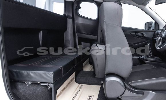Buy Used Isuzu D-Max White Car in Bangkok in Bangkok Buy Used Isuzu D-Max White Car in Bangkok in Bangkok