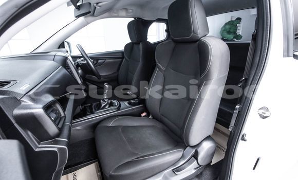 Buy Used Isuzu D-Max White Car in Bangkok in Bangkok Buy Used Isuzu D-Max White Car in Bangkok in Bangkok