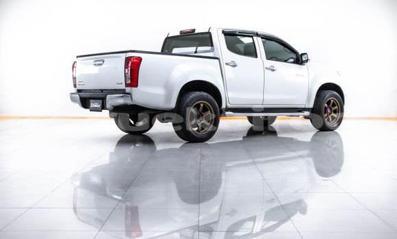 Buy Used Isuzu D-Max White Car in Bangkok in Bangkok Buy Used Isuzu D-Max White Car in Bangkok in Bangkok