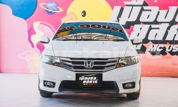 ซื้อ รถมือสอง Honda City ขาว รถยนต์ ใน %{เมือง} ใน กรุงเทพมหานคร ซื้อ รถมือสอง Honda City ขาว รถยนต์ ใน %{เมือง} ใน กรุงเทพมหานคร