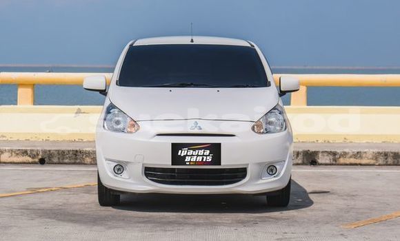 ซื้อ รถมือสอง Mitsubishi Mirage ขาว รถยนต์ ใน %{เมือง} ใน กรุงเทพมหานคร ซื้อ รถมือสอง Mitsubishi Mirage ขาว รถยนต์ ใน %{เมือง} ใน กรุงเทพมหานคร