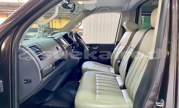 ซื้อ รถมือสอง Volkswagen Caravelle สีน้ำตาล รถยนต์ ใน %{เมือง} ใน กรุงเทพมหานคร ซื้อ รถมือสอง Volkswagen Caravelle สีน้ำตาล รถยนต์ ใน %{เมือง} ใน กรุงเทพมหานคร